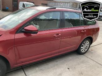 Skoda Octavia Octavia Combi (5EAC), Combi 5-drs, 2012 / 2020 1.0 TSI 12V picture 5