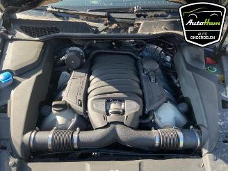 Porsche Cayenne Cayenne II (92A), SUV, 2010 / 2018 4.8 V8 32V GTS picture 12