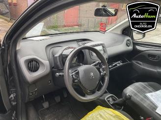 Peugeot 108 108, Hatchback, 2014 1.0 12V VVT-i picture 14