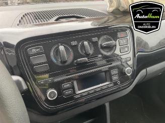 Volkswagen Up! Up! (121), Hatchback, 2011 1.0 12V 60 picture 19