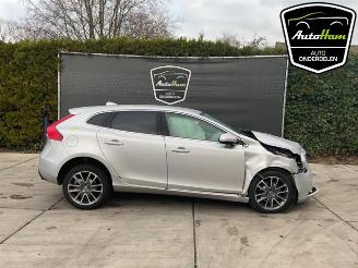 Vrakbiler auto Volvo V-40 V40 (MV), Hatchback 5-drs, 2012 / 2019 1.6 T2 GTDi 16V 2014/9