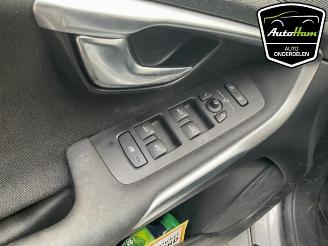 Volvo V-40 V40 (MV), Hatchback 5-drs, 2012 / 2019 1.6 T2 GTDi 16V picture 15