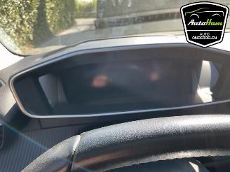 Peugeot 208 208 II (UB/UH/UP), Hatchback 5-drs, 2019 1.2 Vti 12V PureTech 100 picture 17