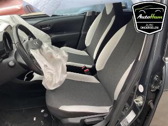 Citroën C1 C1, Hatchback, 2014 / 2021 1.0 12V VVT-i picture 19