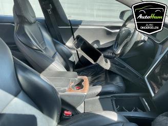  Tesla Model S Model S, Liftback, 2012 / 2026 75D 2017/6