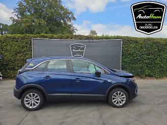 Uttjänta bilar auto Opel Crossland Crossland (X), SUV, 2017 1.2 Turbo 12V 2021/6