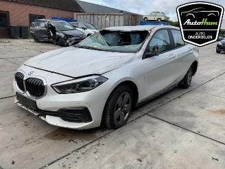 BMW 1-serie 1 serie (F40), Hatchback, 2019 118i 1.5 TwinPower 12V picture 4
