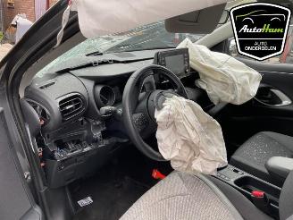 Toyota Yaris Yaris IV (P21/PA1/PH1), Hatchback, 2020 1.5 12V Hybrid 115 picture 13