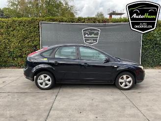 Uttjänta bilar auto Ford Focus Focus 2, Hatchback, 2004 / 2012 1.8 16V Flexifuel 2007/11