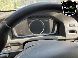 Volvo V-60 V60 I (FW/GW), Combi, 2010 / 2018 2.0 D2 16V picture 18