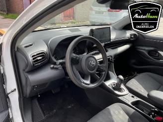 Toyota Yaris Yaris IV (P21/PA1/PH1), Hatchback, 2020 1.5 12V Hybrid 115 picture 18