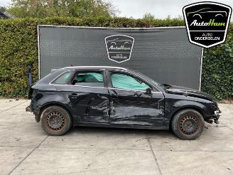 Auto da rottamare Audi A3 A3 Sportback (8VA/8VF), Hatchback 5-drs, 2012 / 2020 2.0 TDI 16V 2015/1