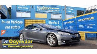 skadebil motor Tesla Model S Model S, Liftback, 2012 / 2026 85 2014/3