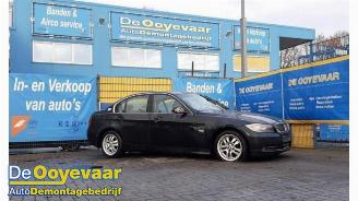 Vrakbiler auto BMW 3-serie 3 serie (E90), Sedan, 2005 / 2011 325i 24V 2005/6