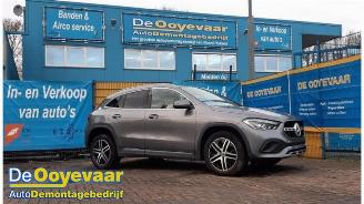 Auto da rottamare Mercedes GLA GLA (H247), SUV, 2020 1.3 200 Turbo 16V 2021/5