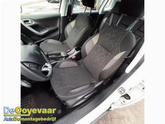 Peugeot 2008 2008 (CU), MPV, 2013 / 2019 1.2 Vti 12V PureTech 82 picture 8