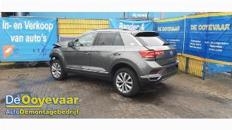 Coche siniestrado Volkswagen T-Roc T-Roc I, SUV, 2017 1.5 TSI 16V 2019/12