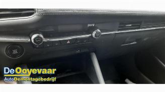 Mazda 3 3 Sport (BP), Hatchback, 2018 2.0 SkyActiv-G 122 Mild Hybrid 16V picture 7