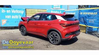 Vrakbiler auto BYD Atto Atto 3, SUV, 2022 60 kWh 2024/10