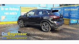 demontáž osobní automobily Nissan Qashqai Qashqai (J11), SUV, 2013 1.3 DIG-T 140 16V 2021/6