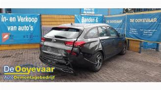 Hyundai I-30 i30 Wagon (PDEF5), Combi, 2017 1.0 T-GDI 12V Hybrid 48V picture 2