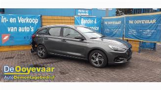 Uttjänta bilar auto Hyundai I-30 i30 Wagon (PDEF5), Combi, 2017 1.0 T-GDI 12V Hybrid 48V 2022/9