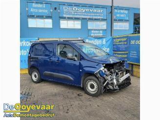 disassembly passenger cars Peugeot Partner Partner (EA//EF/EN/EU), Van, 2018 1.6 BlueHDI 75 2019/7