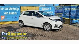 Vrakbiler auto Renault Zoé Zoe (AG), Hatchback 5-drs, 2012 R110 2020/10