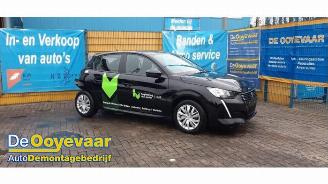 disassembly passenger cars Peugeot 208 208 II (UB/UH/UP), Hatchback 5-drs, 2019 1.2 Vti 12V PureTech 75 2023/1