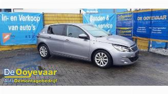 Dezmembrări autoturisme Peugeot 308 308 (L3/L8/LB/LH/LP), Hatchback 5-drs, 2013 / 2021 1.2 12V e-THP PureTech 110 2016/5