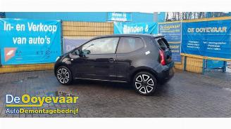 Volkswagen Up! Up! (121), Hatchback, 2011 1.0 12V 75 picture 3