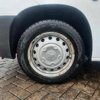 Toyota ProAce PROACE CITY 1.5 D-4D Live picture 12