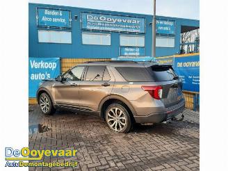 Vrakbiler auto Ford Explorer  2024/10