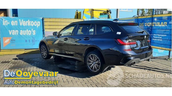 BMW 3-serie 3 serie Touring (G21), Combi, 2019 320e 2.0 TwinPower Turbo 16V