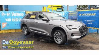 Vrakbiler auto Audi E-tron e-tron (GEN), SUV, 2018 / 2023 55 quattro 2019/12