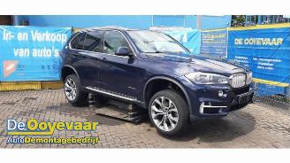 Vrakbiler auto BMW X5 X5 (F15), SUV, 2013 / 2018 xDrive 40e 2.0 2015/12