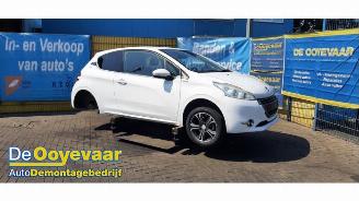 Uttjänta bilar auto Peugeot 208 208 I (CA/CC/CK/CL), Hatchback, 2012 / 2019 1.2 Vti 12V PureTech 82 2013/3