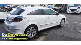 Opel Astra Astra H GTC (L08), Hatchback 3-drs, 2005 / 2011 1.7 CDTi 16V picture 3