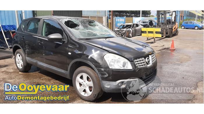 Nissan Qashqai Qashqai (J10), SUV, 2007 / 2014 2.0 16V