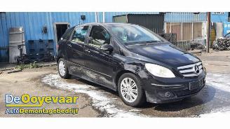 Sloopauto Mercedes B-klasse B (W245), Hatchback, 2005 / 2011 2.0 B-200 CDI 16V 2007/9
