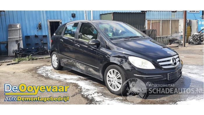 Mercedes B-klasse B (W245), Hatchback, 2005 / 2011 2.0 B-200 CDI 16V