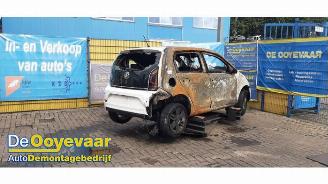 Volkswagen Up! Up! (121), Hatchback, 2011 1.0 12V 60 picture 3