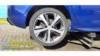 Peugeot 308 308 (L3/L8/LB/LH/LP), Hatchback 5-drs, 2013 / 2021 2.0 GT BlueHDi 180 16V picture 9