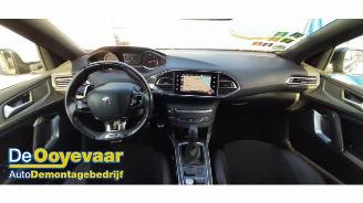 Peugeot 308 308 (L3/L8/LB/LH/LP), Hatchback 5-drs, 2013 / 2021 2.0 GT BlueHDi 180 16V picture 5