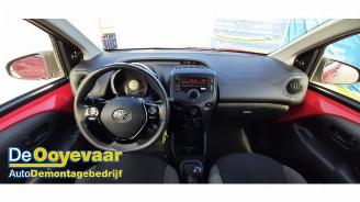 Toyota Aygo Aygo (B40), Hatchback, 2014 1.0 12V VVT-i picture 5