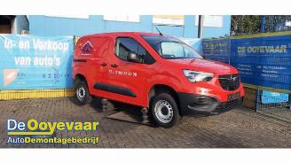 Vrakbiler auto Opel Combo Combo Cargo, Van, 2018 1.2 110 2021/4
