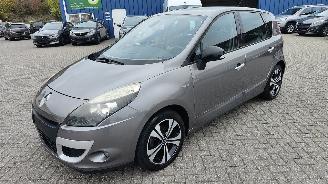 voitures voitures particulières Renault Scenic Renault Scenic III BOSE Edition 2011/6