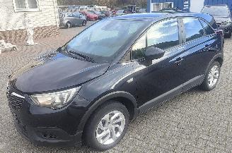 damaged passenger cars Opel Crossland Opel Crossland x 1,2 edition 2020/6