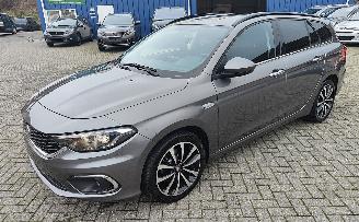 okazja samochody osobowe Fiat Tipo Fiat Tipo Lounge 1,4 turbo 2018/5