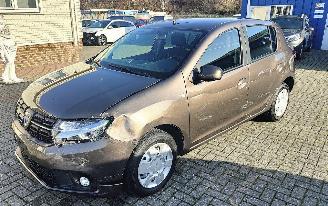 Voiture accidenté Dacia Sandero Dacia Sandero II Comfort airco navigatie 2018/5